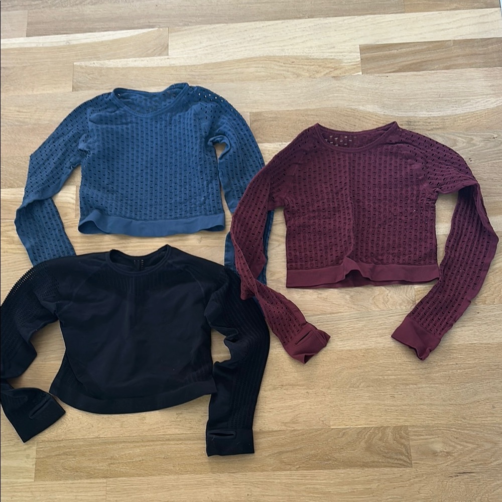 NUX 3 Cropped knit athletic top sweaters - Picture 2 of 6